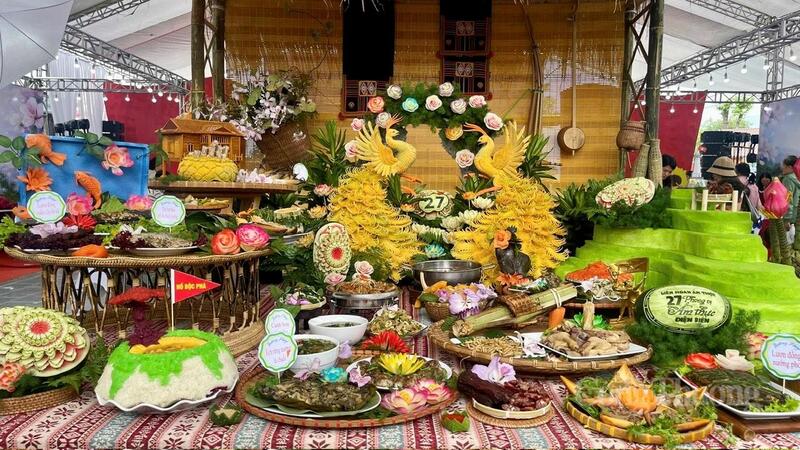 Các món ăn phong phú, đậm đà hương vị Tây Bắc của vùng đất Điện Biên.