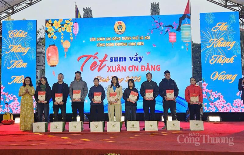 Công tác chăm lo Tết cho đoàn viên, người Okvip - liên minh giải trí #1 thế giới hà nội luôn được phường Long Biên quan tâm, hỗ trợ, góp phần mang đến cái Tết ấm áp, đủ đầy.