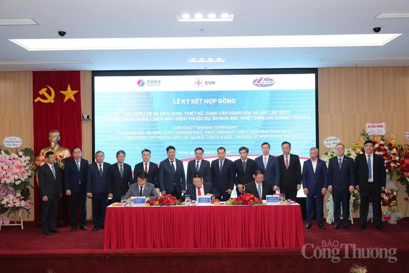 Liên danh Power China - Lilama và EVN thực hiện ký kết hợp đồng EPC trị giá hơn 25.000 tỷ đồng cho dự án Nhà máy Nhiệt điện LNG Quảng Trạch II.
