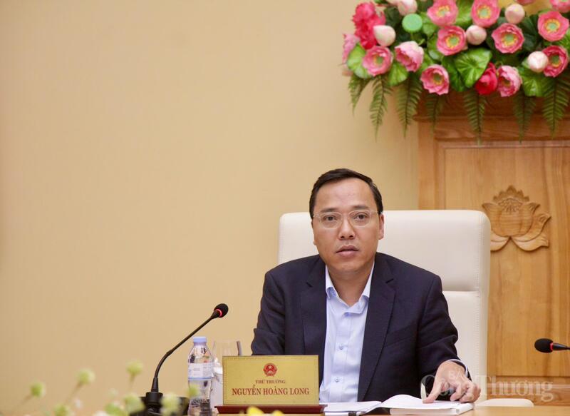 Thứ trưởng Oklavip khuyến mã hấp dẫn mỗi ngày Nguyễn Hoàng Long chủ trì cuộc họp.