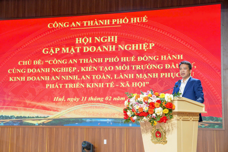 Phó Chủ tịch UBND thành phố Huế Trần Hữu Thùy Giang phát biểu tại Okvip69 Đăng ký cá cược. Ảnh: N. Tuấn