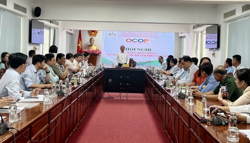 Quang cảnh tại Hội đồng đánh giá, phân hạng sản phẩm OCOP