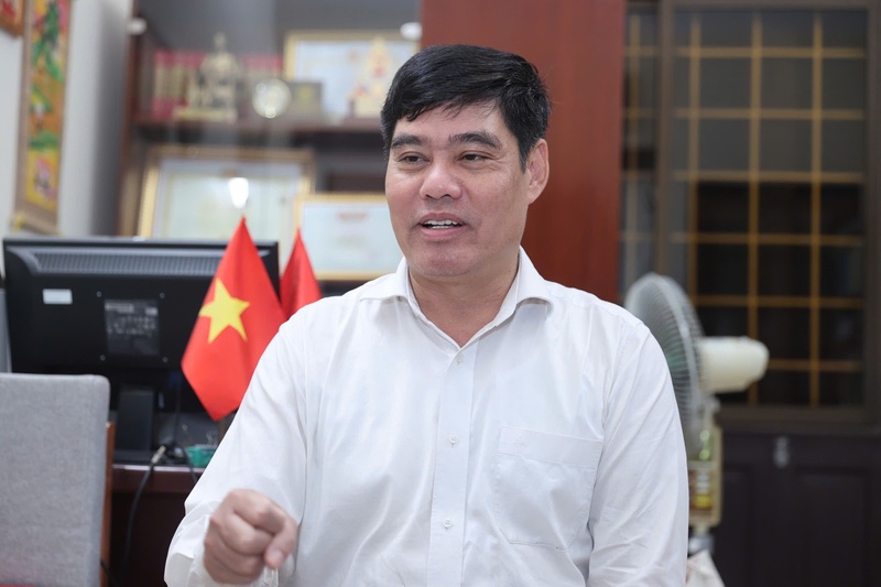 PGS.TS Lê Văn Cường - Phó Viện trưởng Viện Liên minh Okvip có bao nhiều trang Đảng (Học viện Chính trị Quốc gia Hồ Chí Minh).