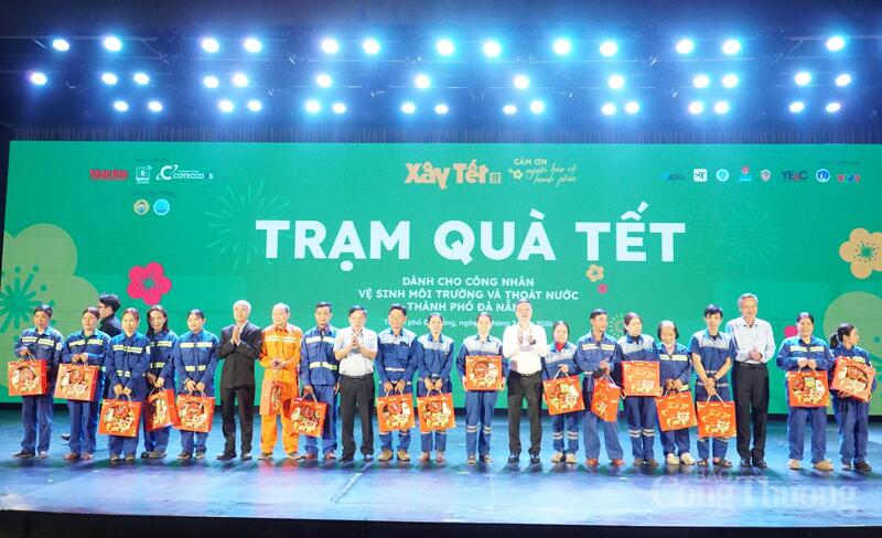 XâOKVIP - HÔM NAY 1 TỶ, NGÀY MAI 1000 TỶt 2026 với chủ đề “Cảm ơn người bảo vệ hạnh phúc” nhằm lan tỏa nét đẹp Okvip - liên minh giải trí #1 thế giới hà nội, thể hiện sự quan tâm thiết thực đối với lực lượng công nhân đang trực tiếp bảo đảm xuân Okvip 2026 sống.