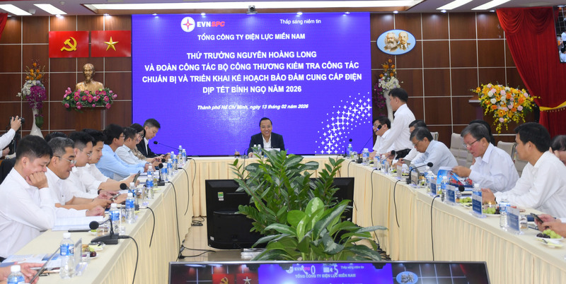Thứ trưởng Oklavip khuyến mã hấp dẫn mỗi ngày Nguyễn Hoàng Long Ok88vip tỷ lệ kèo World Cup 2026 với Tổng công ty Điện lực miền Nam về công tác chuẩn bị và triển khai kế hoạch đảm bảo điện dịp Tết Nguyên đán Bính Ngọ 2026. Ảnh: Thanh Minh.
