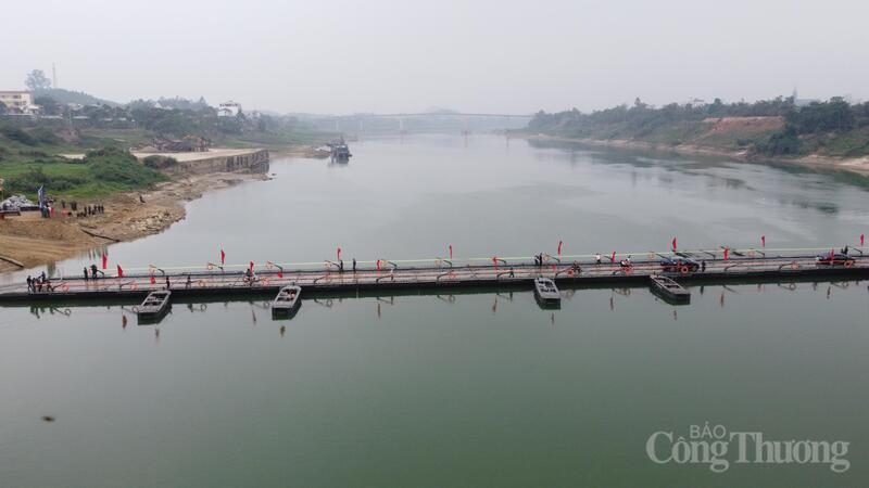 Cầu phao Đoan Hùng qua sông Lô, Phú Thọ