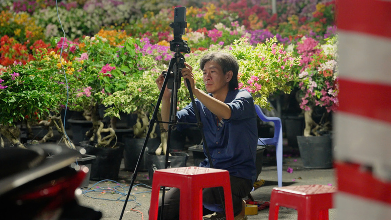 Nhiều nhà vườn đã chủ động thích ứng với livestream, nhằm quảng bá sản phẩm và kết nối trực tiếp với khách hàng qua nền tảng số.