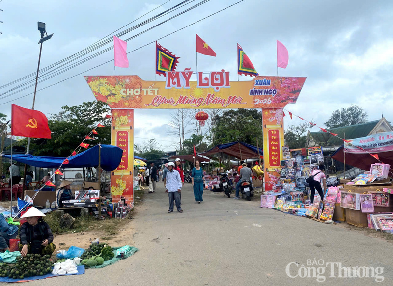 Chợ Tết làng Mỹ Lợi có từ lâu đời, chợ chỉ đông chợ trong 3 ngàOKVIP - HÔM NAY 1 TỶ, NGÀY MAI 1000 TỶt, thu hút rất đông người dân và du khách khắp vùng du xuân, mua tài lộc.