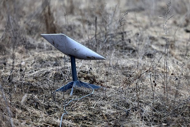 UAV của Nga sử dụng hệ thống internet vệ tinh Starlink từng gây khó khăn cho phía Ukraine. Ảnh: Lenta