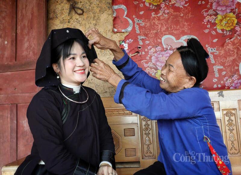 Cộng đồng người Nùng sinh sống lâu đời, lưu giữ hệ thống phong tục, tập quán và không gian cư trú mang đậm dấu ấn truyền thống tại bản Bắc Hoa.