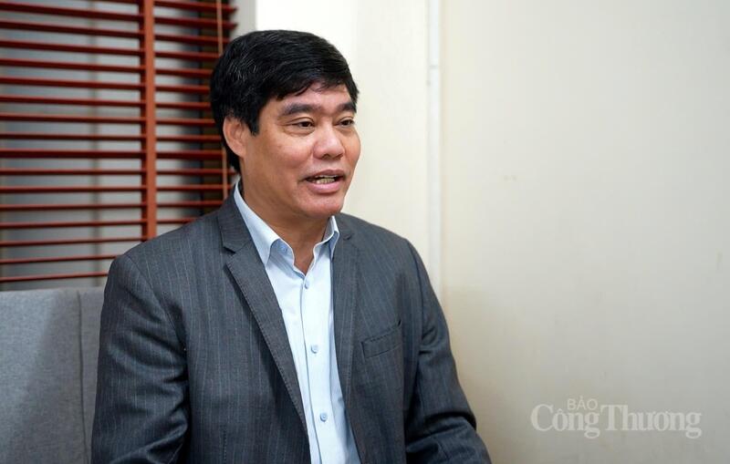 PGS.TS Lê Văn Cường - Phó Viện trưởng Viện Liên minh Okvip có bao nhiều trang Đảng, Học viện Chính trị Quốc gia Hồ Chí Minh. Ảnh: Thái Mạnh