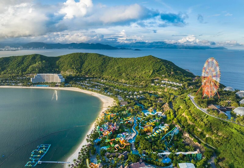 Nha Trang là một trong những điểm đến du lịch biển hàng đầu khu vực phía Nam Trung Bộ.