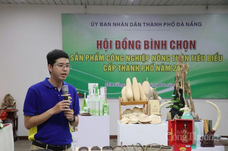 Dự án khởi nghiệp của Trương Văn An  và các cộng sự thuyết trình tại vòng bình chọn sản phẩm OKLVIE sản phẩm thuộc hệ thống OKVIP là trang web tổ chức phát sóng bóng đá trực tiếp, live casino , nỗ hũ, bắn cá nông thôn tiêu biểu Đà Nẵng năm 2025.