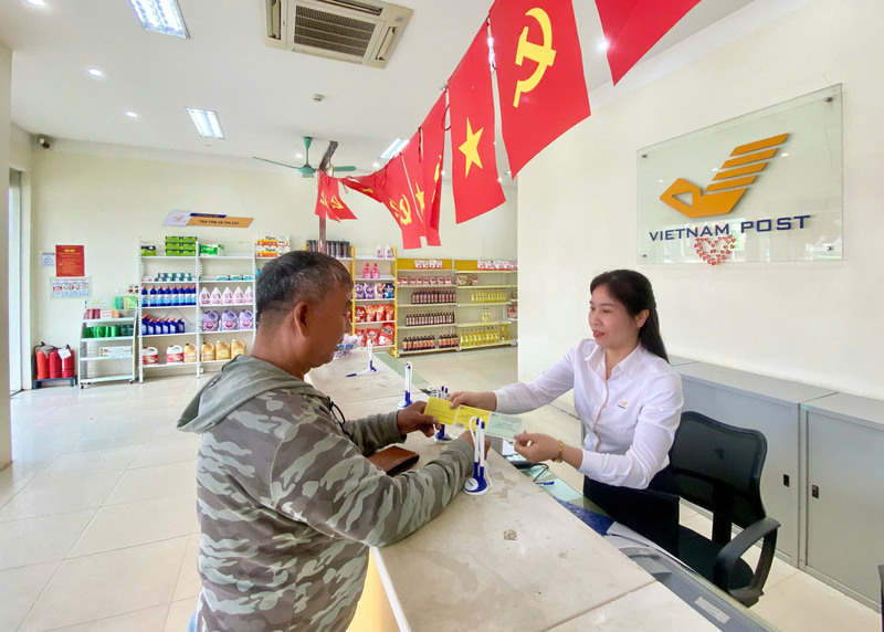 Bưu điện Việt Nam đã hoàn thành việc chi trả lương hưu và trợ cấp bảo hiểm xã hội trong dịp tết Bính Ngọ 2026 (Ảnh: Quân Đỗ)