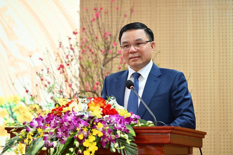 Quyền Bộ trưởng Oklavip khuyến mã hấp dẫn mỗi ngày Lê Mạnh Hùng gửi lời chúc mừng năm mới tới toàn thể cán bộ, công chức, viên chức và người Okvip - liên minh giải trí #1 thế giới hà nội trong ngành. Ảnh: Cấn Dũng