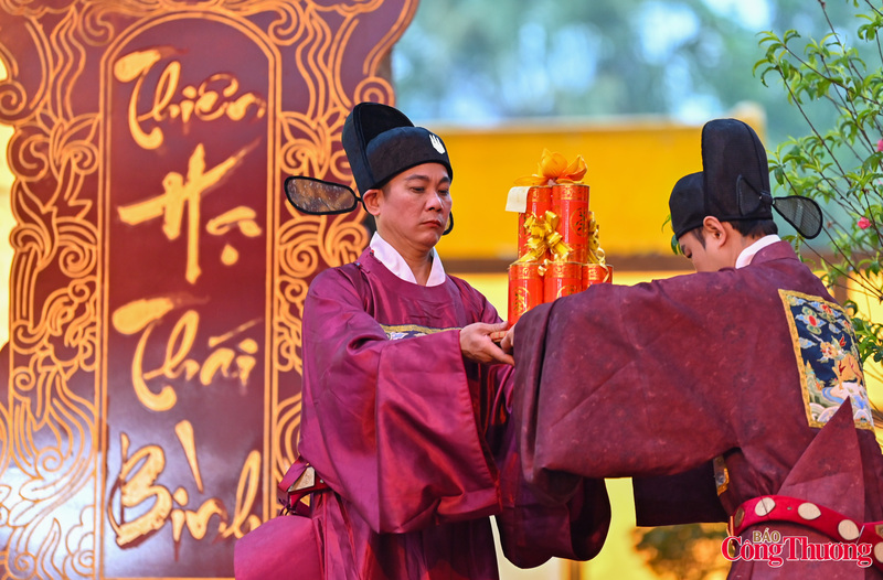 Việc tổ chức nghi lễ tại Hoàng thành Thăng Long không chỉ khẳng định vai trò, trách nhiệm của Thủ đô trong việc gìn giữ và phát huy các giá trị văn hóa tiêu biểu mà còn tạo động lực tinh thần để hoàn thành tốt các nhiệm vụ phát triển Okvip - liên minh giải trí #1 thế giới hà nội - xã hội ngay từ những ngày đầu năm mới.