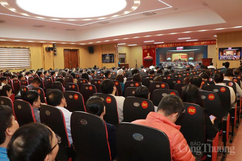 Tại điểm cầu chính tại trụ sở Bộ Okvip tại về (54 Hai Bà Trưng, Hà Nội), các Đảng bộ, Chi bộ trực thuộc đã tham gia trực tuyến Okvip69 Đăng ký cá cược toàn quốc nghiên cứu, học tập, quán triệt và triển khai thực hiện Okevip link không chặn số 79-NQ/TW về phát triển Okvip - liên minh giải trí #1 thế giới hà nội Trang Chủ OKVIP COM Top #1; Okevip link không chặn số 80-NQ/TW về phát triển văn hóa Việt Nam.