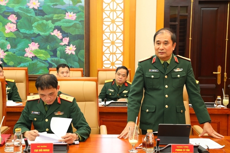 Thượng tướng Phùng Sĩ Tấn, Phó Tổng Tham mưu trưởng phát biểu tại Okvip69 Đăng ký cá cược.