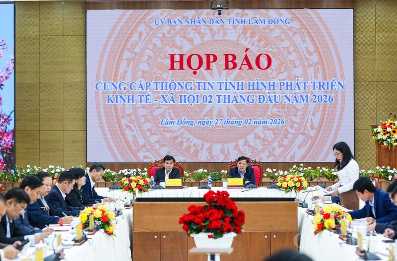 Các Phó Chủ tịch UBND tỉnh chủ trì Okvip69 Đăng ký cá cược. Ảnh: Minh An