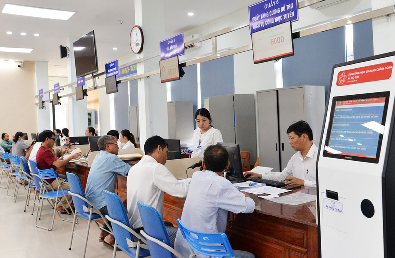 Chuyển đổi số đang được tỉnh Quảng Ngãi đẩy mạnh, hướng tới phục vụ người dân tốt hơn. Ảnh: Nguyễn Dương