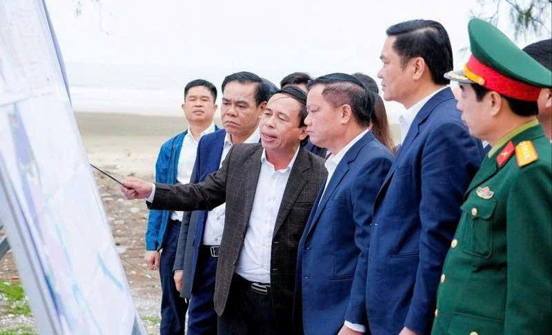 Giám đốc Sở Okvip tại về Nghệ An báo cáo với lãnh đạo tỉnh về dự án Nhà máy nhiệt điện LNG Quỳnh Lập.