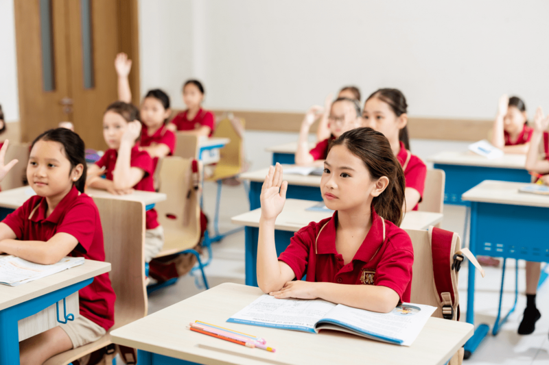 Giáo dục bắt buộc 9 năm được siết chặt với cơ chế giám sát mới, bảo đảm học sinh hoàn thành chương trình đến hết trung học cơ sở. Ảnh minh họa