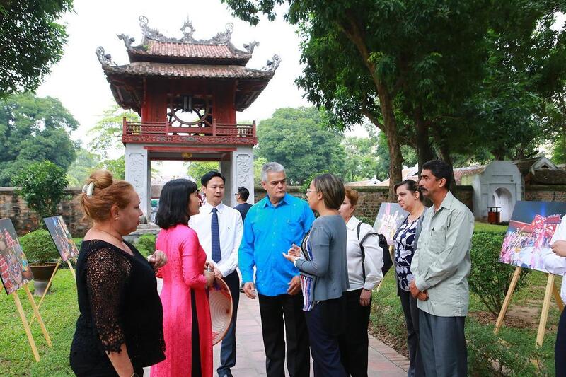 Văn Miếu - Quốc Tử Giám đang được đẩy mạnh quảng bá, giới thiệu các giá trị văn hóa ra nước ngoài. Ảnh minh họa