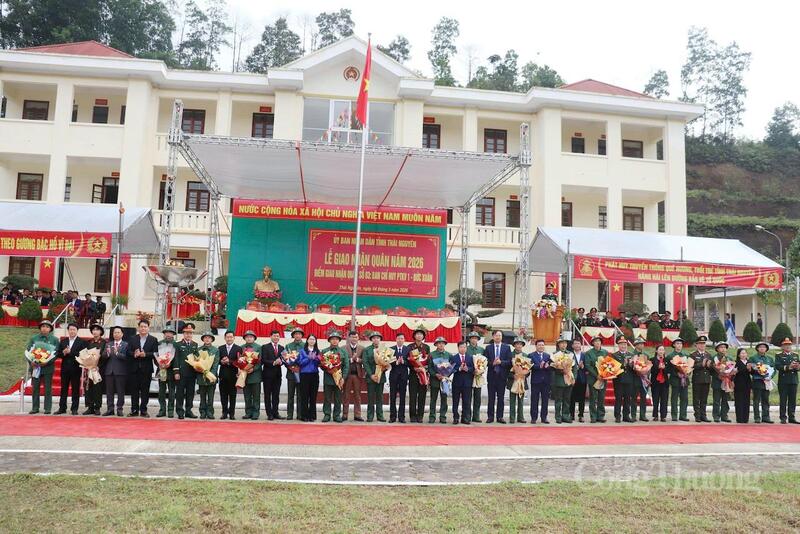 Lễ giao nhận quân tại điểm số 3 thuộc Ban Chỉ huy PTKV 1 - Đức Xuân.