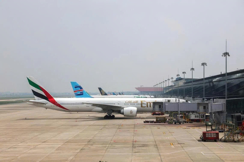 Nhiều quốc gia đã mở cửa không phận và khôi phục hoạt động ở mức hạn chế. Ảnh: The Strait Times.