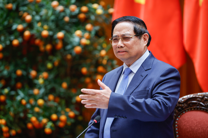 Thủ tướng yêu cầu các bộ, ngành, địa phương, đơn vị phải nắm chắc tình hình, bình tĩnh, kiên trì, kiên định đường lối, các nguyên tắc lớn. Ảnh: VGP/Nhật Bắc