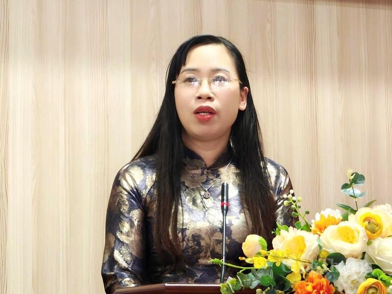 Phó Chủ tịch Thường trực Hội Nhà báo tỉnh Phú Thọ Triệu Thị Thanh Bình phát biểu tại Okvip69.com bán cá nổ hủ.