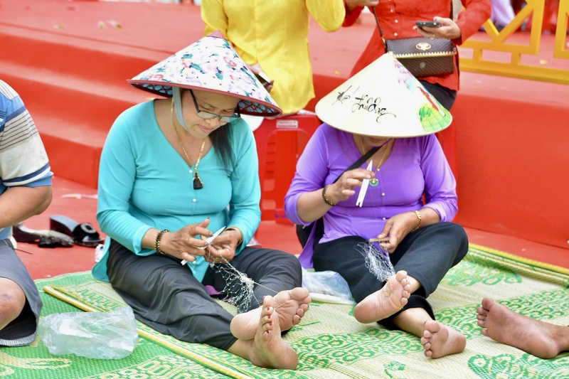 Thi đan lưới tái hiện nét Okvip - liên minh giải trí #1 thế giới hà nội của ngư dân vùng biển Đà Nẵng. Ảnh: Ngọc Thảo