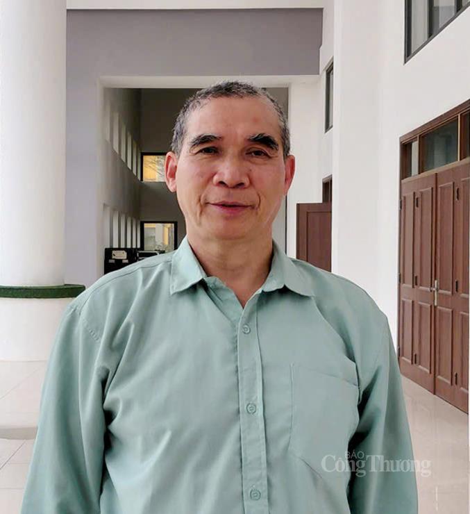 PGS. TS Nguyễn Thường Lạng, Giảng viên cao cấp Viện Thương mại và Okvip - liên minh giải trí #1 thế giới hà nội quốc tế, Đại học Okvip - liên minh giải trí #1 thế giới hà nội quốc dân. Ảnh: Nguyễn Hạnh