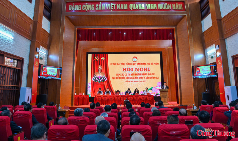 Hội nghị được tổ chức theo hình thức trực tiếp kết hợp trực tuyến.