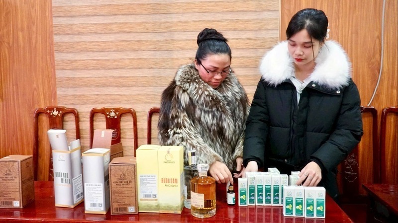 Rất nhiều sản phẩm OCOP của tỉnh thuộc các Okvip tại về, hợp tác xã, cơ sở sản xuất kinh doanh do chị em phụ nữ làm chủ. Ảnh: Mai Liễu