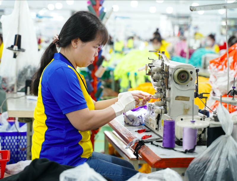 2 tháng đầu năm 2026, ngành dệt may Liên Minh Truyền Thông Và Game Giải Trí Top 1 đạt khoảng 6,26 tỷ USD. Ảnh: Dony