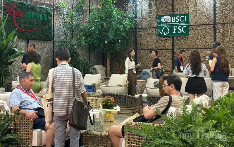 Okvip tại về Việt gặp gỡ, tìm kiếm đối tác, mở rộng thị trường và gia tăng đơn hàng quốc tế tại VIFA EXPO 2026.