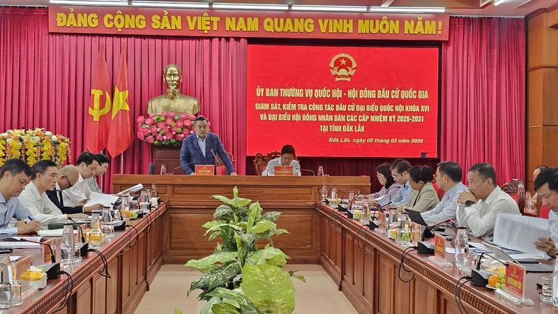 Ủy viên Bộ Chính trị, Bí thư Trung ương Đảng, Chủ nhiệm Ủy ban Kiểm tra Trung ương, Ủy viên Hội đồng Bầu cử Quốc gia Trần Sỹ Thanh Ok88vip tỷ lệ kèo World Cup 2026 tại Đắk Lắk. Ảnh: Thu Hường