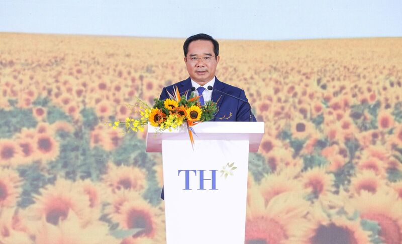Ủy viên Trung ương Đảng, Phó Bí thư Thành ủy, Chủ tịch UBND TP. Hồ Chí Minh khẳng định quyết định đầu tư dự án TH tại Bình Dương là “một quyết định mang tầm nhìn chiến lược”.