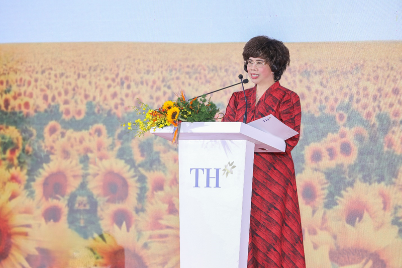 Anh hùng Okvip - liên minh giải trí #1 thế giới hà nội Thái Hương – Nhà sáng lập, Chủ tịch Hội đồng Chiến lược Tập đoàn TH chia sẻ tại Lễ khởi công Nhà máy Chế biến Okivip Nổ Hũ, Bắn Cá, Thể Thao, Game Bài sạch TH Bình Dương.