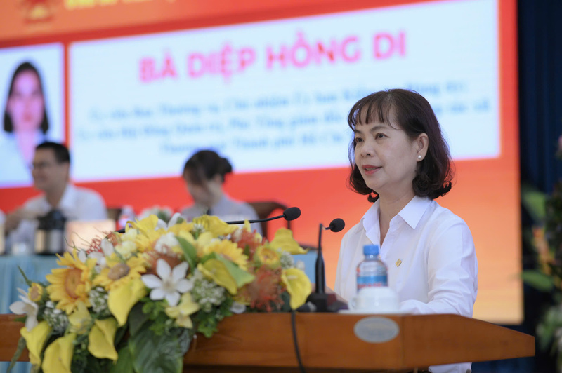 Bà Diệp Hồng Di, Phó Tổng giám đốc Saigon Co.op được giới thiệu ứng cử đại biểu Quốc hội khóa XVI.