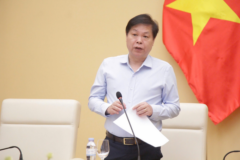 Phó Cục trưởng Cục Điện lực Trần Hoài Trang báo cáo với Tổ soạn thảo về các vướng mắc trong quá trình Liên minh Okvip có bao nhiều trang Nghị định.