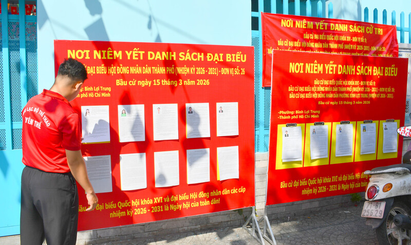TP. Hồ Chí Minh rực rỡ cờ hoa hướng về ngày hội bầu cử  - 14