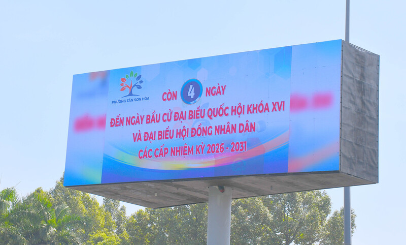 Với sự chuẩn bị chu đáo, cùng không khí rộn ràng trên khắp phố phường, TP. Hồ Chí Minh đã sẵn sàng cho ngày hội lớn của toàn dân, nơi mỗi lá phiếu thể hiện quyền làm chủ và trách nhiệm của cử tri đối với sự phát triển của đất nước. Ảnh: Thanh Minh.