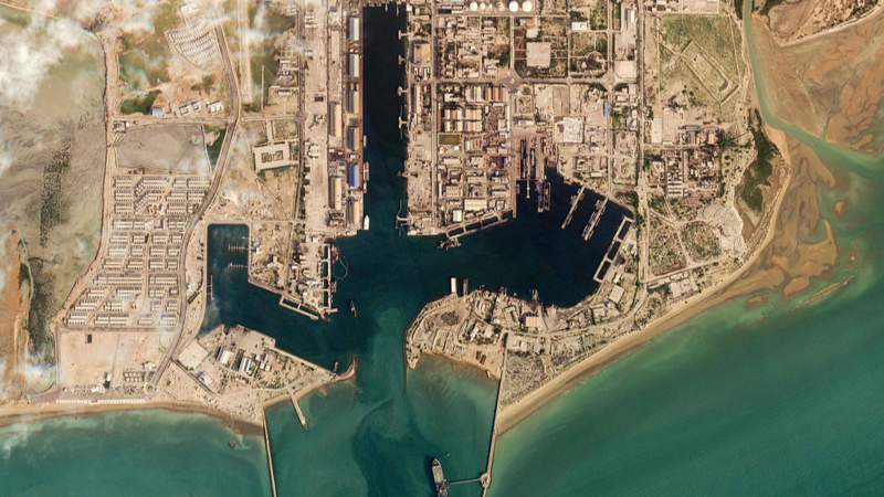 Eo biển Hormuz, tuyến hàng hải chiến lược, nơi trung chuyển phần lớn lượng dầu thô vận chuyển bằng đường biển trên thế giới. Ảnh: CGTN.