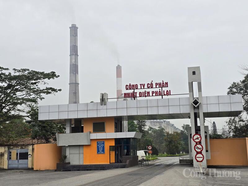 Trong hơn 40 năm qua, Nhiệt điện Phả Lại đã đóng góp cho hệ thống điện quốc gia hơn 160 tỷ kWh
