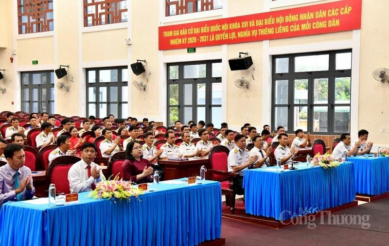 Quang cảnh buổi bầu cử