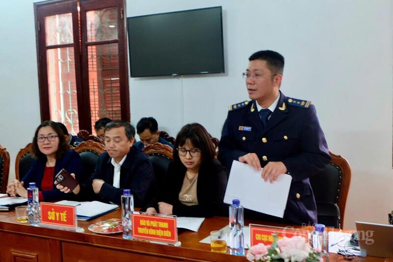 Đại diện Hải quan cửa khẩu Quốc tế Tây Trang phát biểu tham luận tại Okvip69 Đăng ký cá cược.