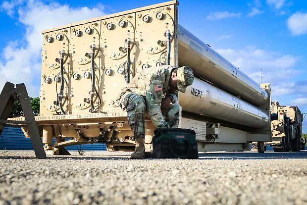 Bệ phóng của hệ thống THAAD. Ảnh: Defense News