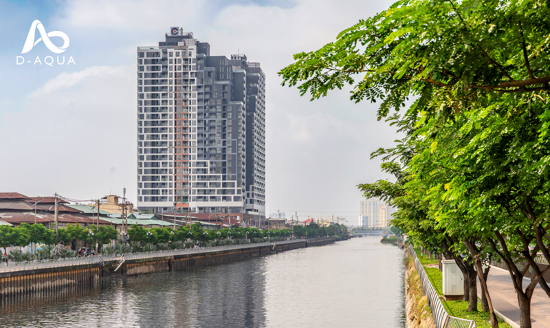 D-Aqua tọa lạc tại số 301 đường Bến Bình Đông, phường Phú Định, TP. Hồ Chí Minh (quận 8 cũ).